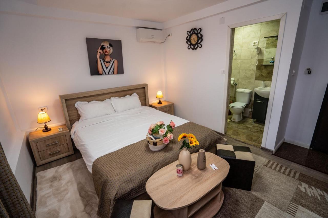 Hotel Casa Del Flor Costinesti Zewnętrze zdjęcie