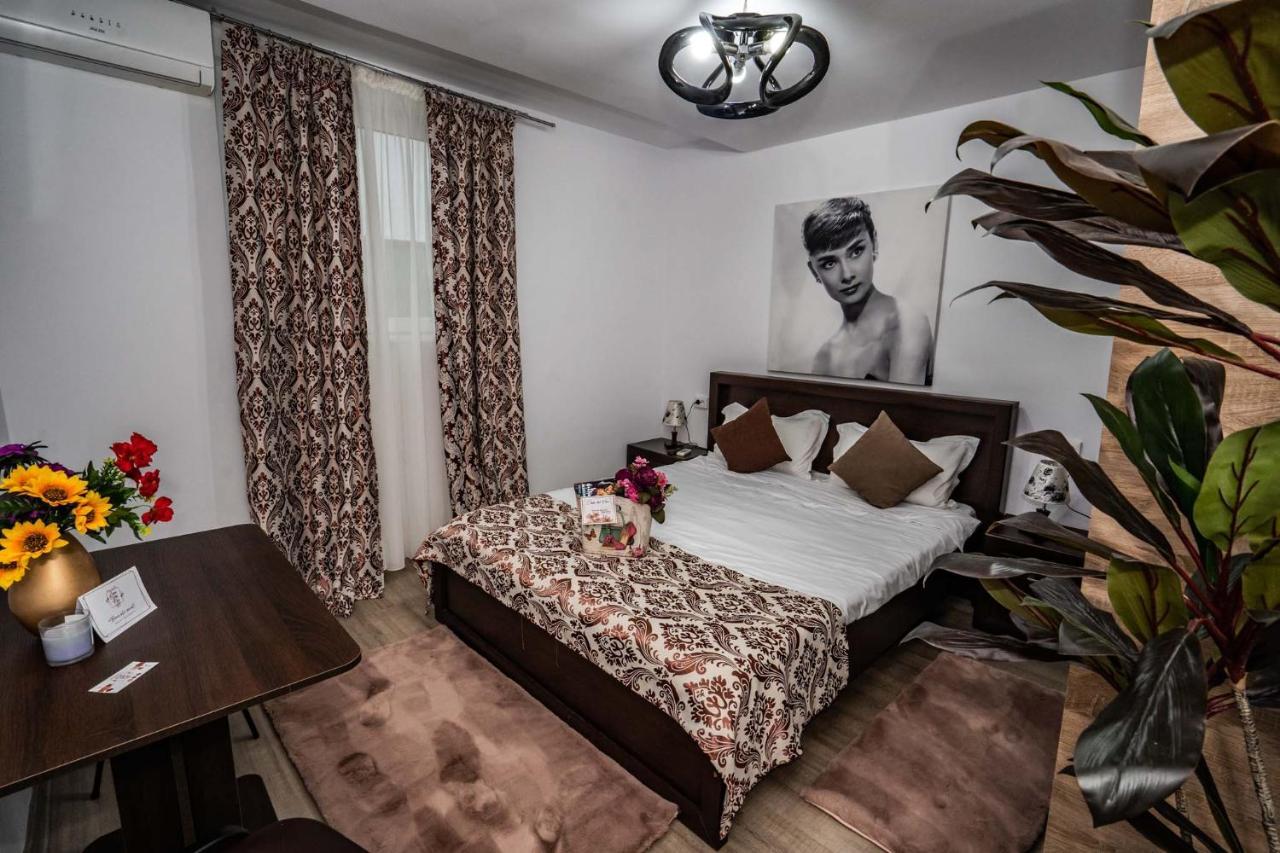 Hotel Casa Del Flor Costinesti Zewnętrze zdjęcie