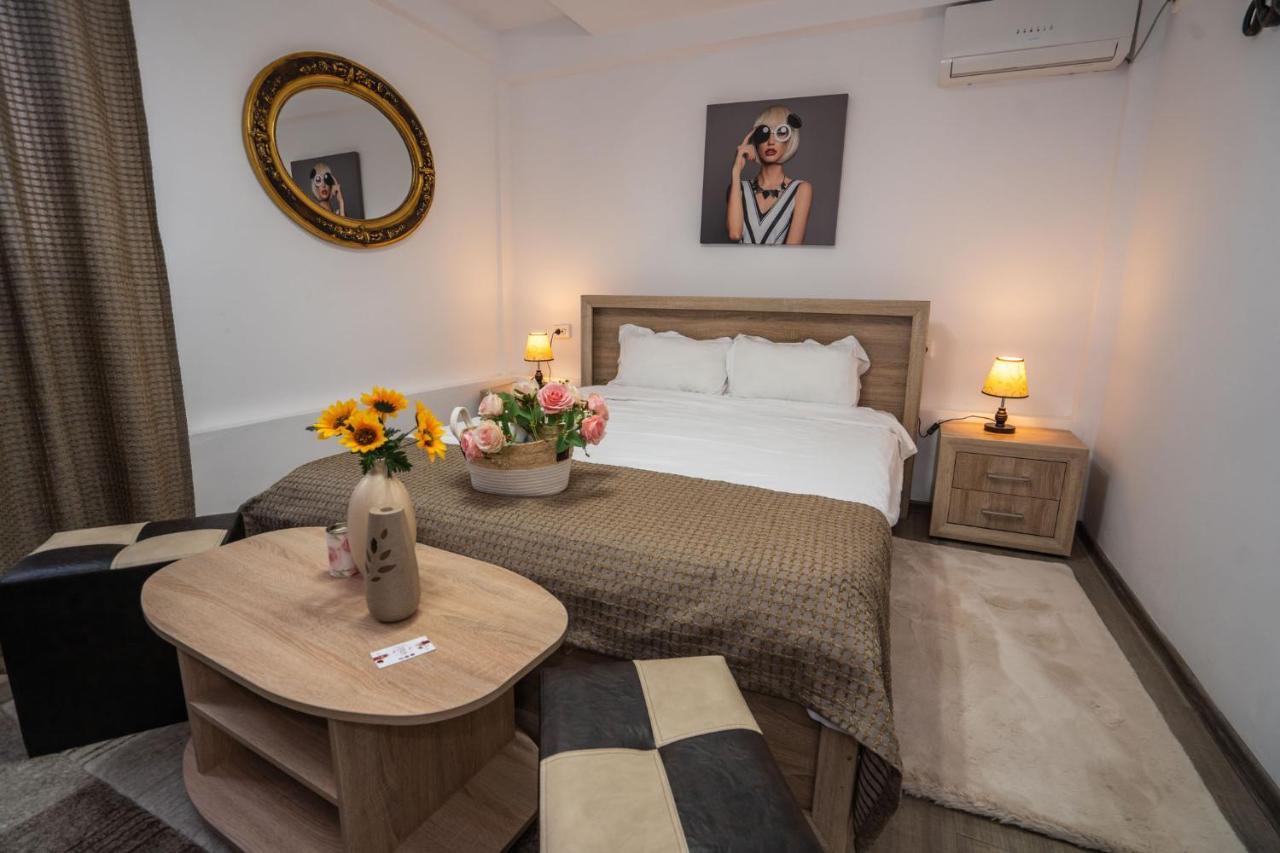 Hotel Casa Del Flor Costinesti Zewnętrze zdjęcie