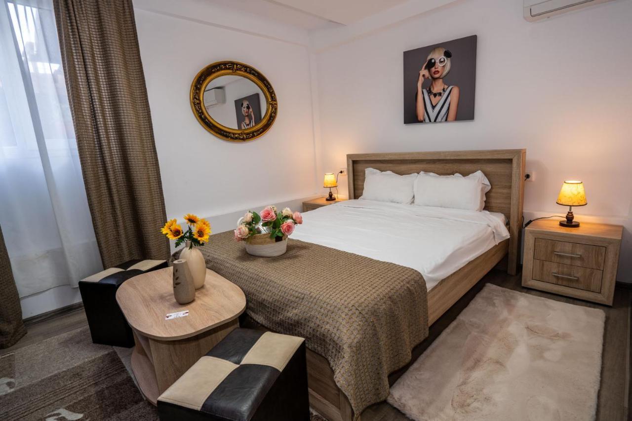 Hotel Casa Del Flor Costinesti Zewnętrze zdjęcie